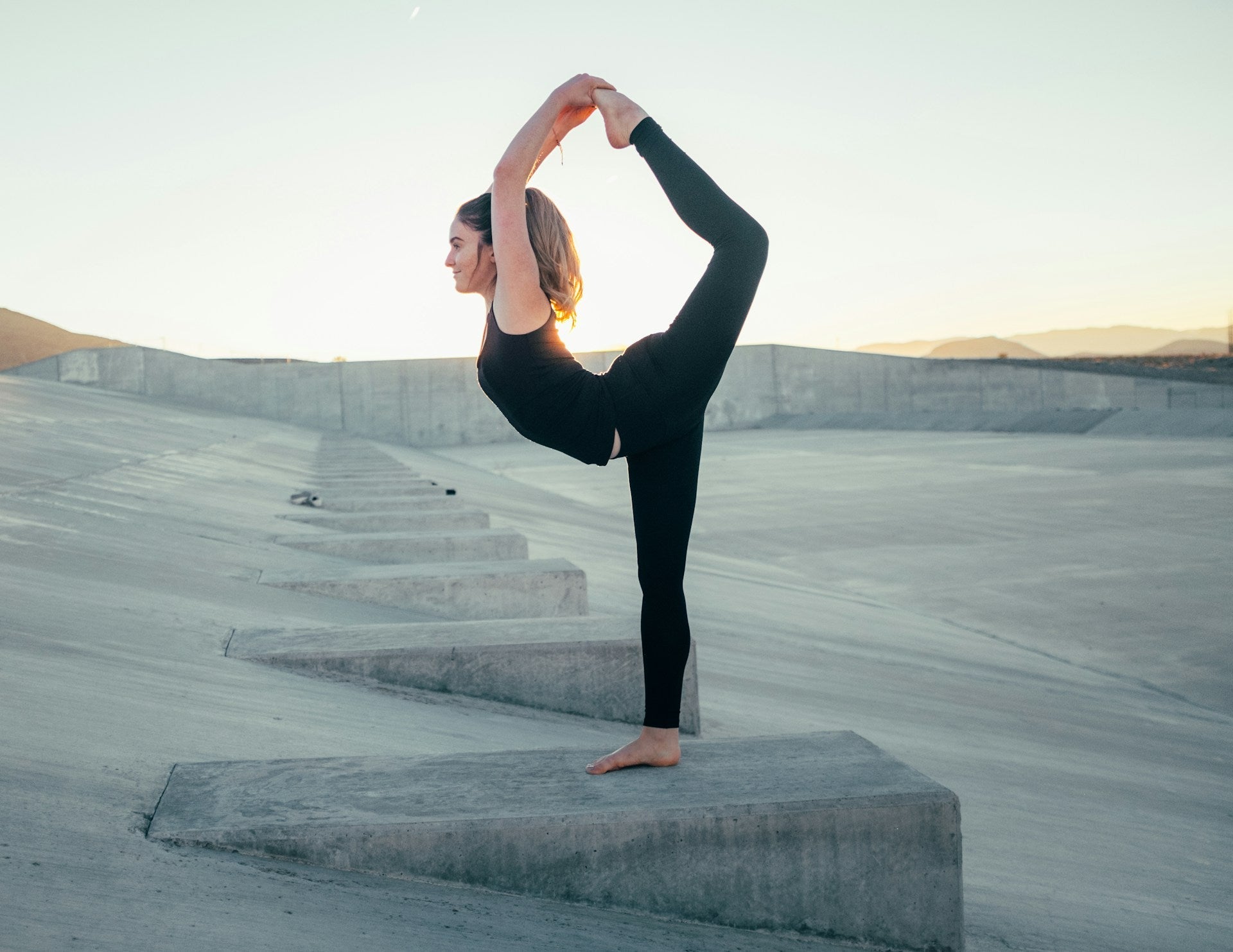Elevate Your Active Lifestyle: Top 5 Must-Have Pieces from Lea & Leo's Collection