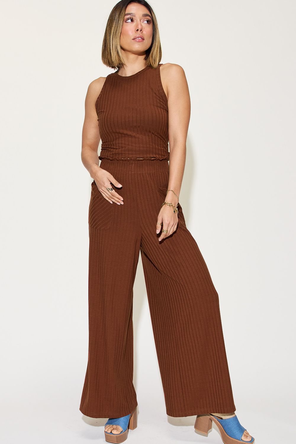 #color_brown