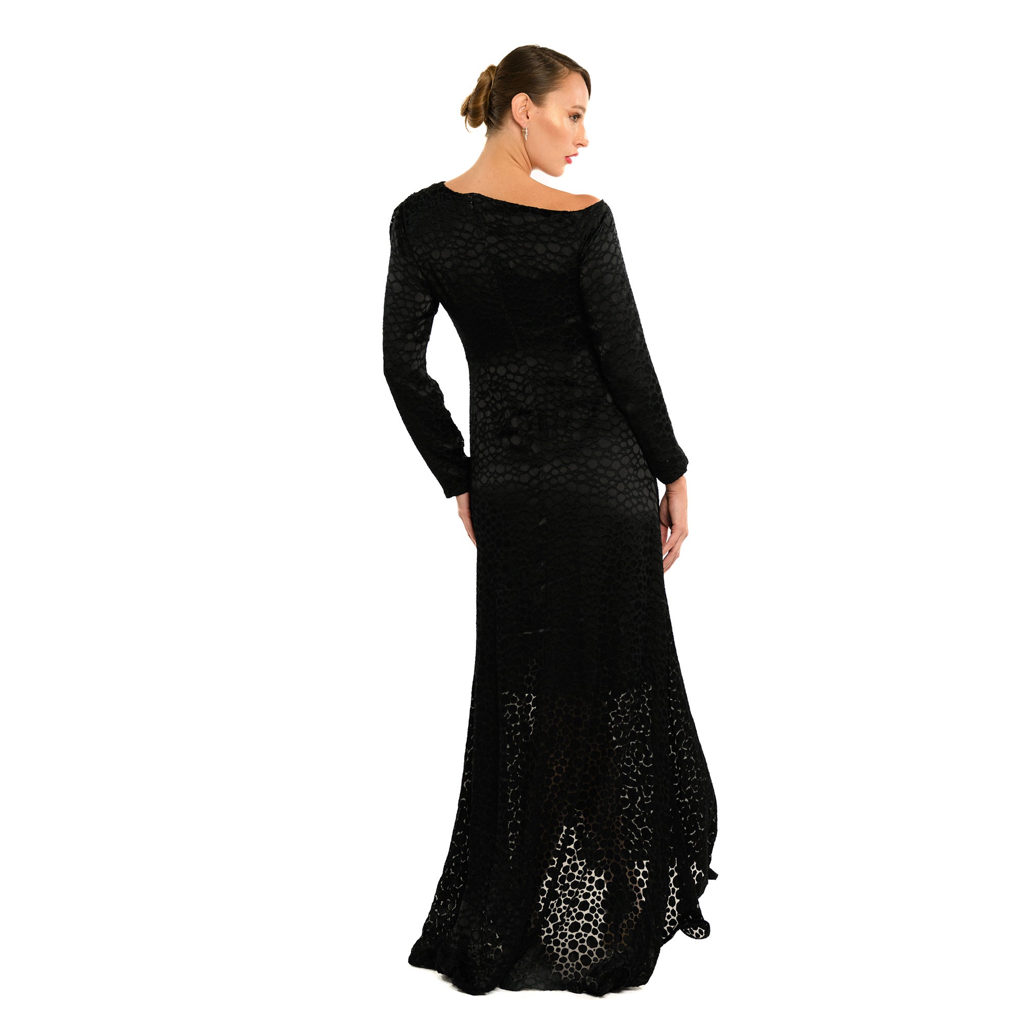 The Asymmetric Shoulder Side Slit Classic