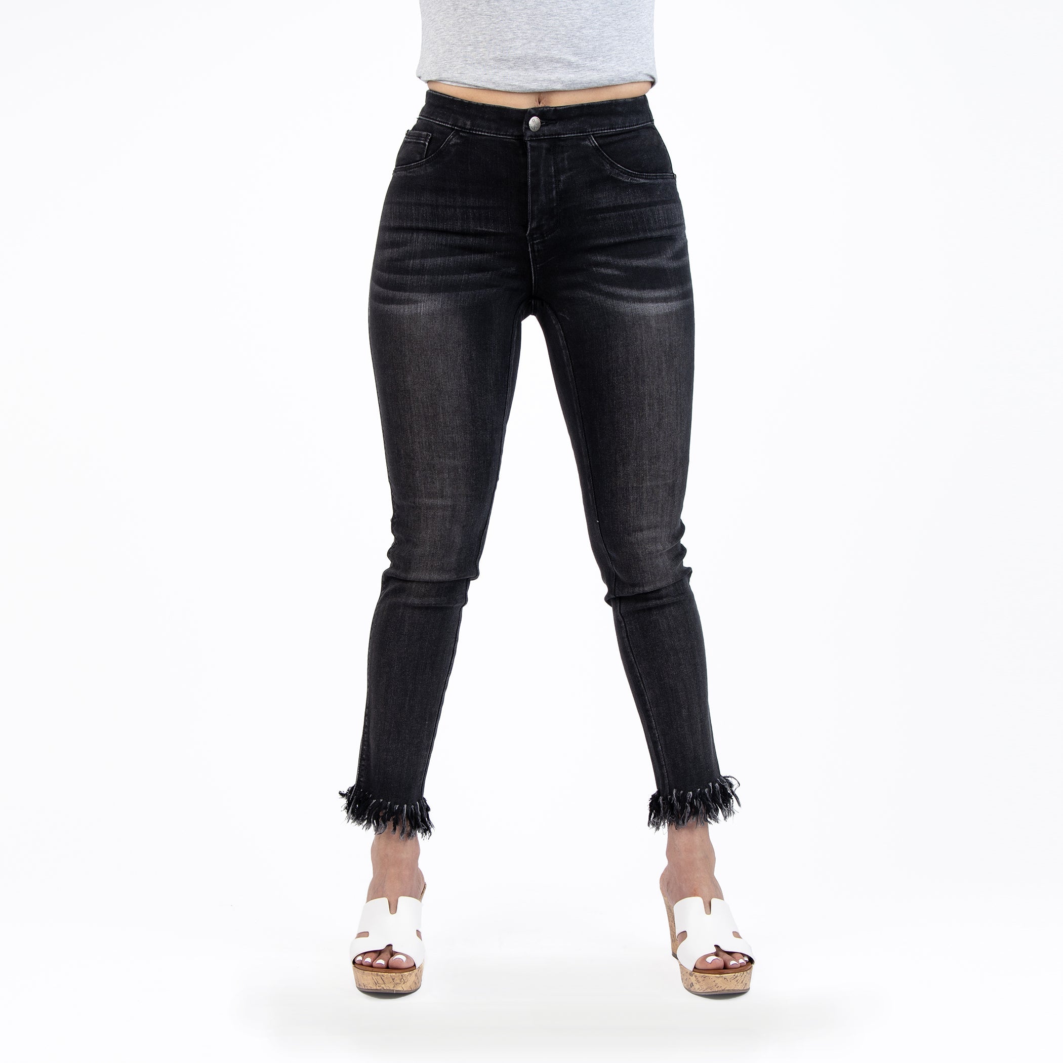 Fringed Hem Capris Jeans