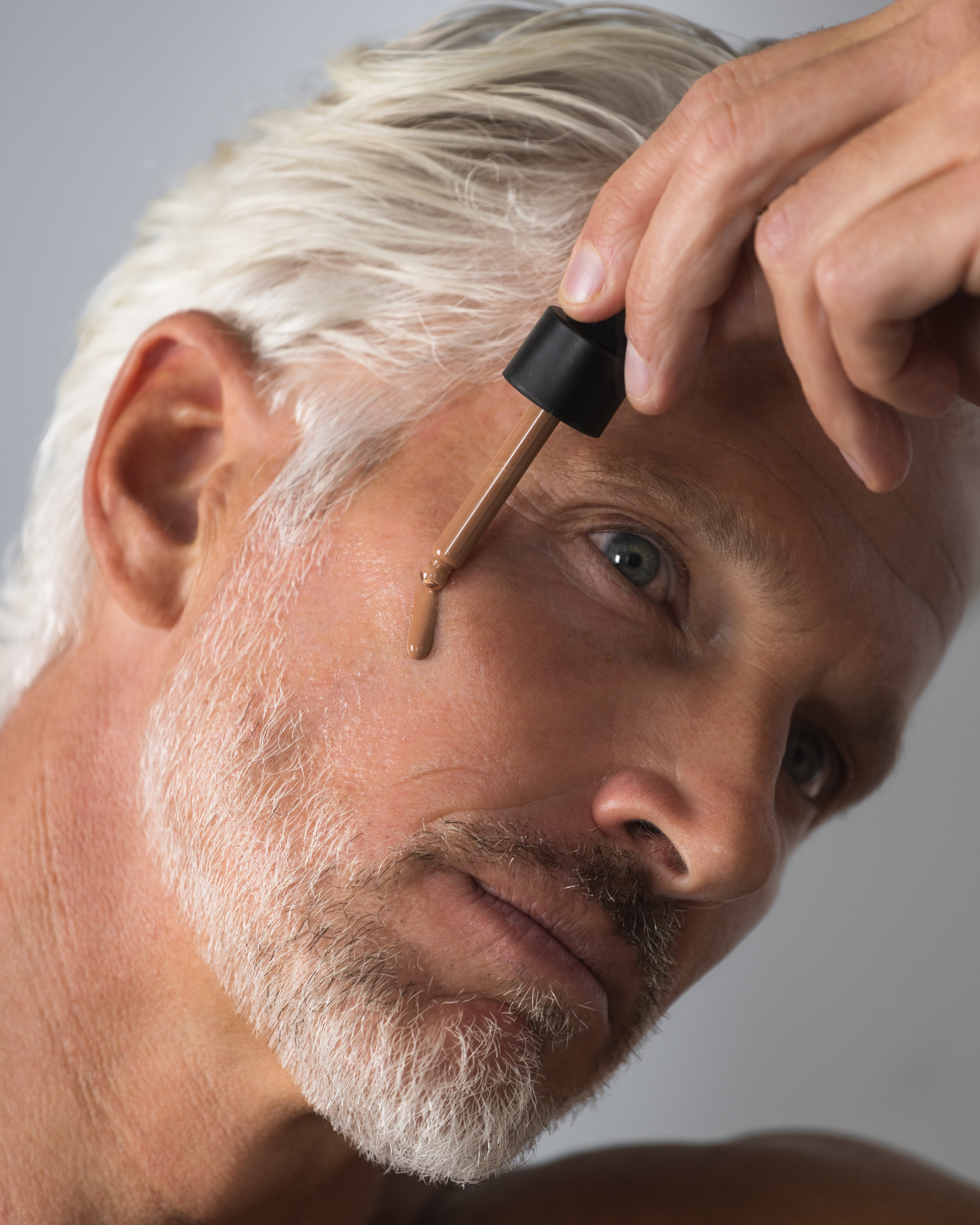 SOL LABS® LUMIBRONZE® SPF 30 Mineral Anti-Aging Bronzing Serum